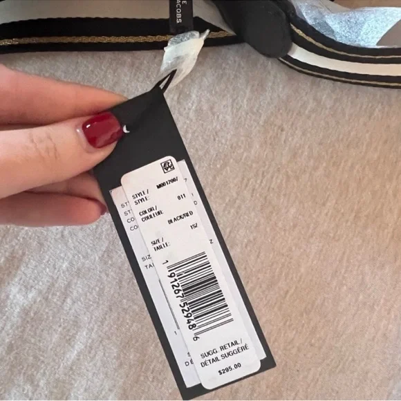 Marc Jacobs Black and Burgundy Snapshot Crossbody Bag - Picture 4 of 8